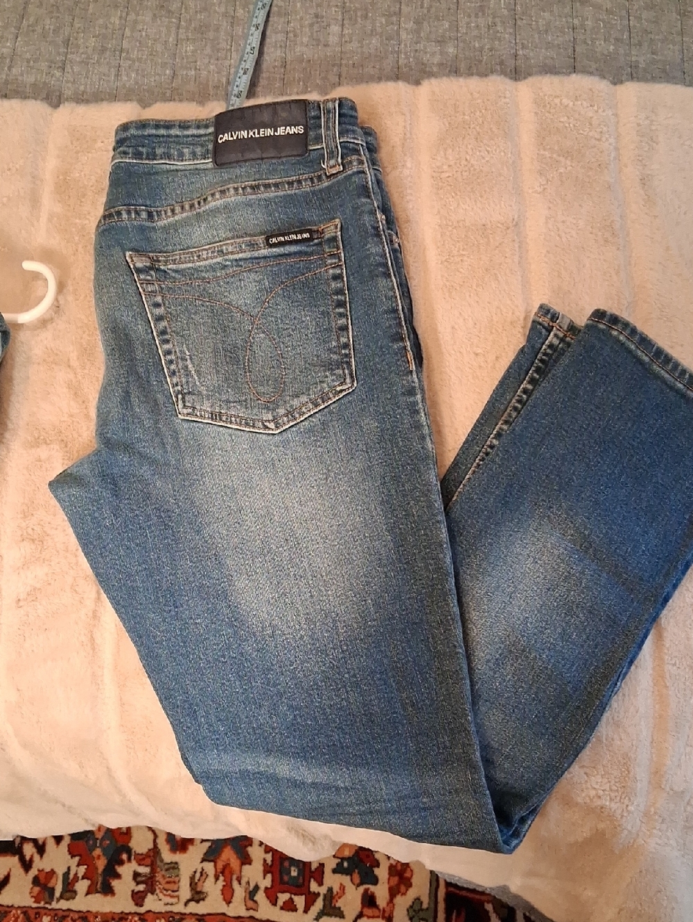Calvin Klein Men’s Medium Blue Straight Distressed Jeans